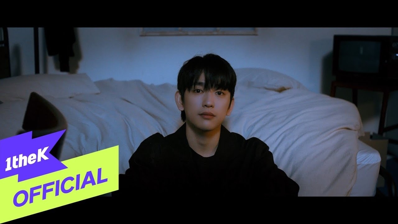 Behind-the-scenes cut of Park Jinyoung