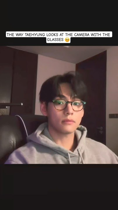 Kim Taehyung (V) background image recommended by Choeaedol Celeb fandom