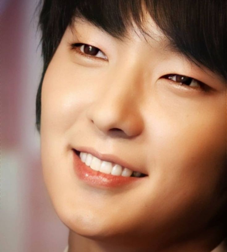 Latest photo of Lee Joongi