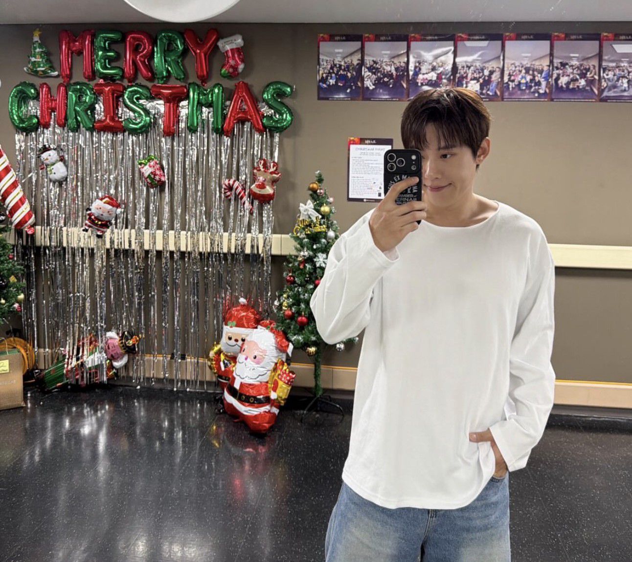 Behind-the-scenes cut of Kim Sungcheol