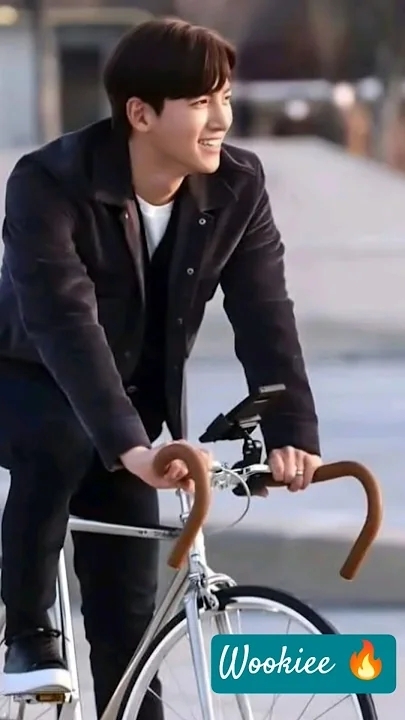 Behind-the-scenes cut of Ji Changwook