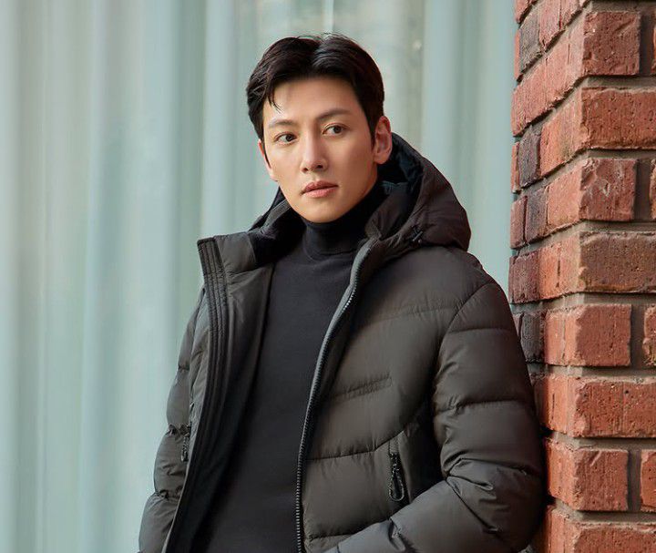 粉絲拍下的池昌旭瞬間