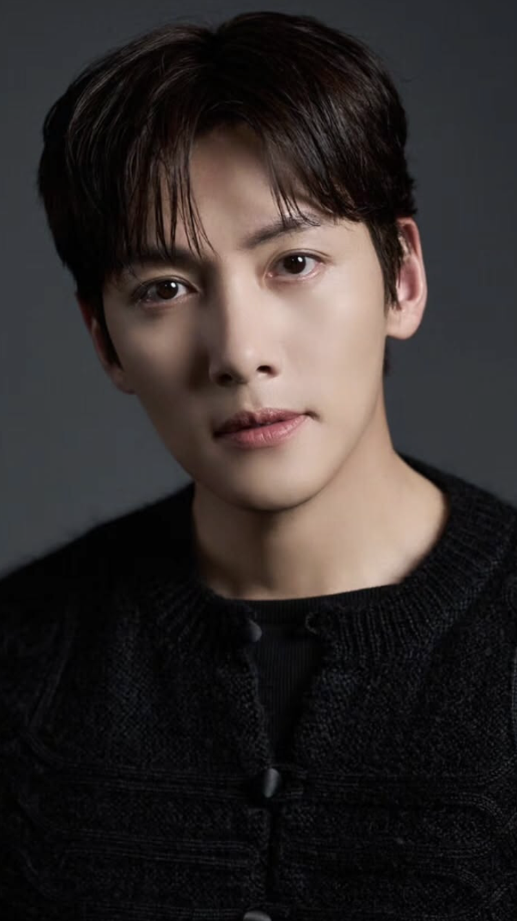 Latest photo of Ji Changwook