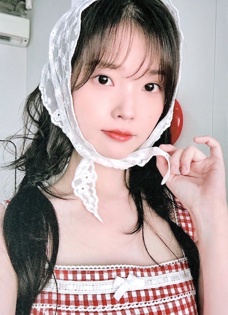 Latest photo of IU