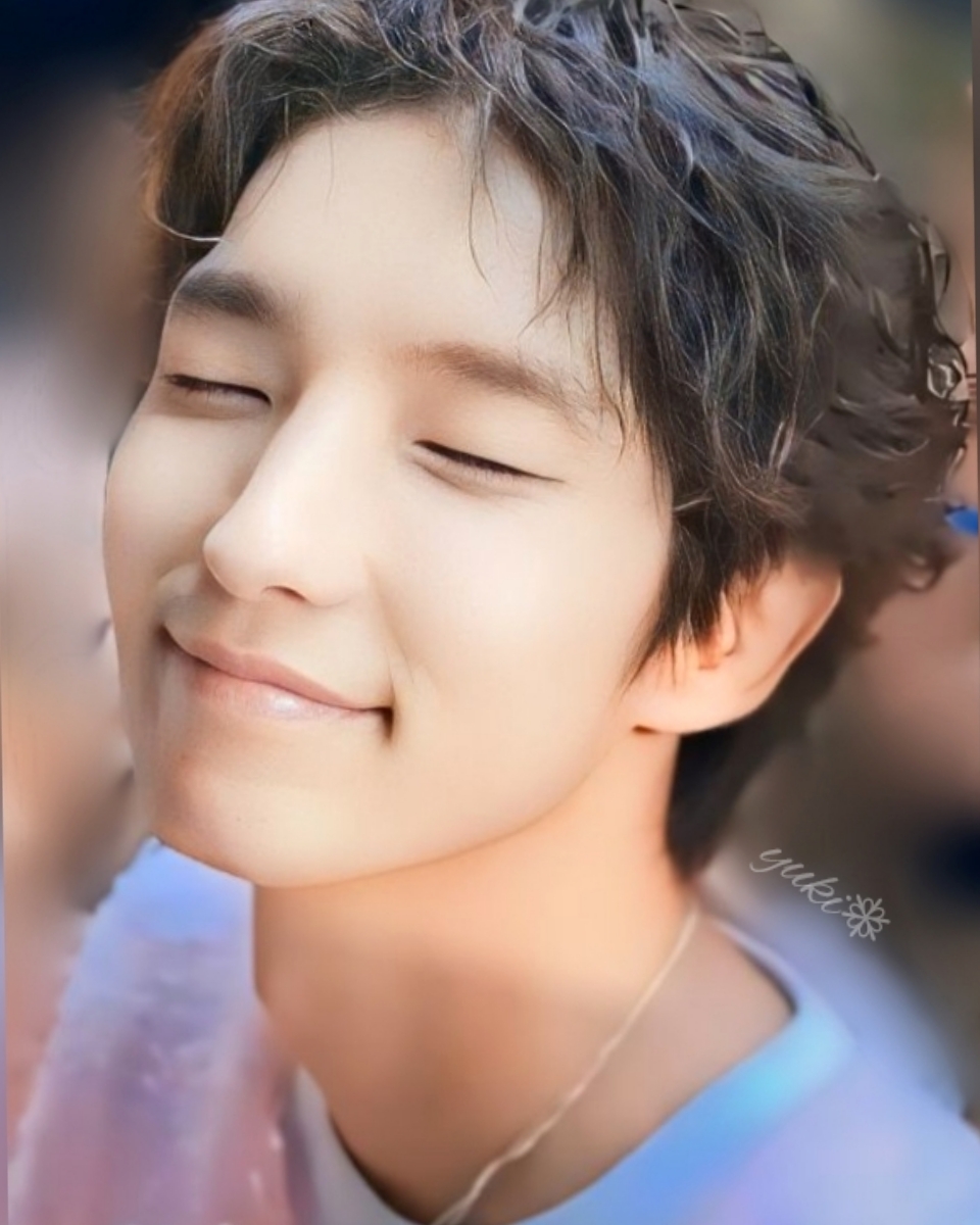 Cuplikan di balik layar dari Lee Joongi