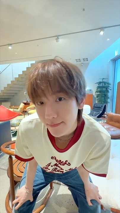 Today's popular wallpaper in Baekhyun community