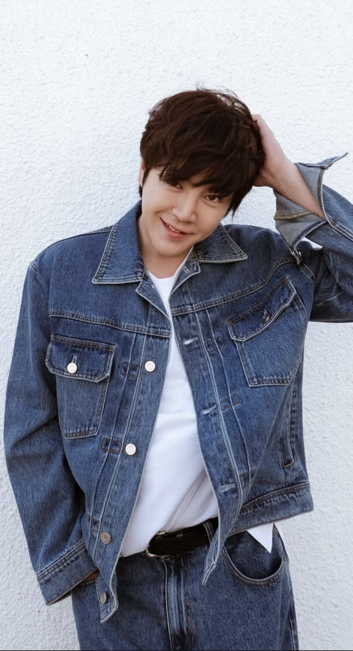 Latest photo of Jang Geunsuk