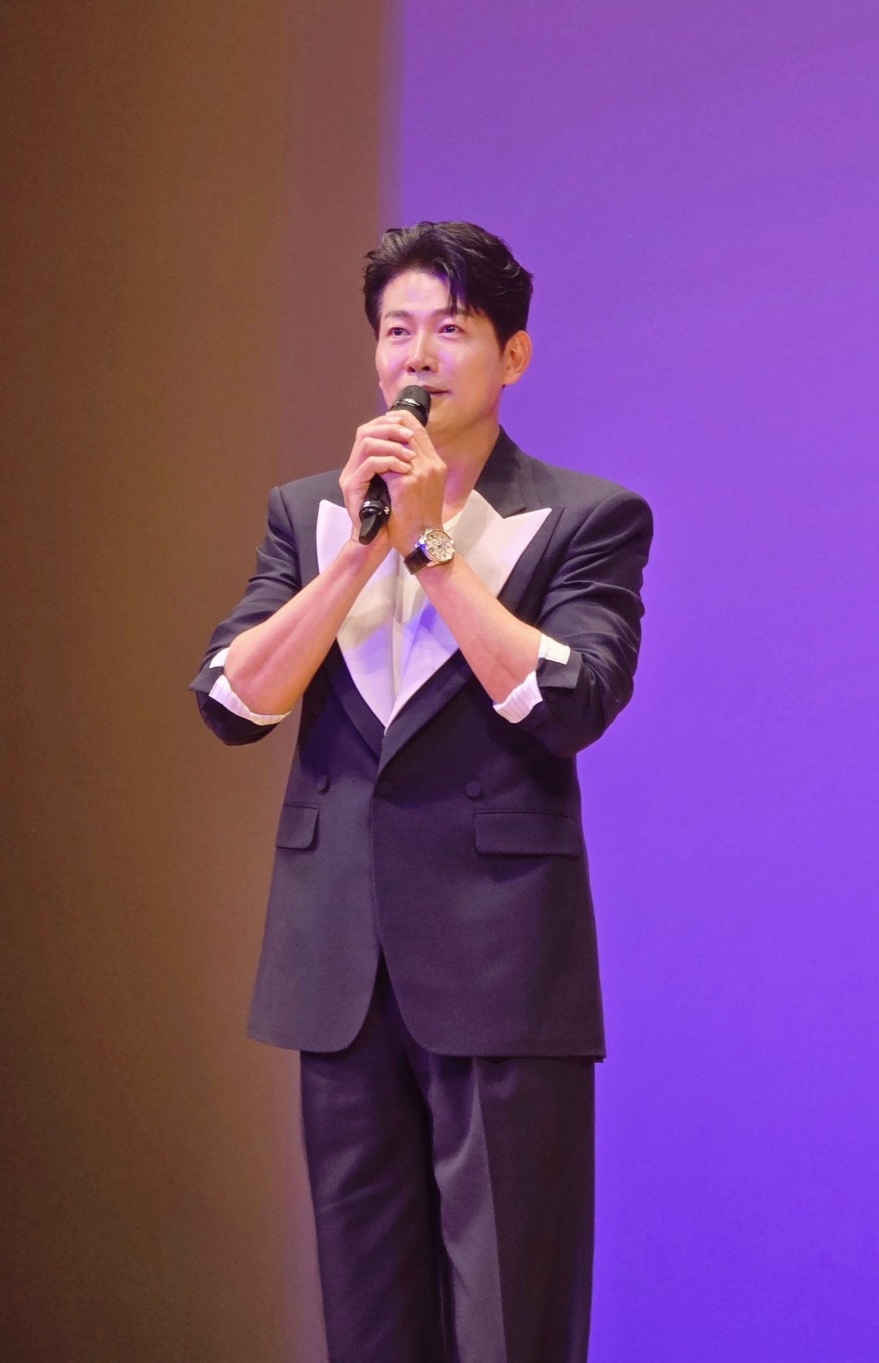 Latest photo of Kim Yongpil