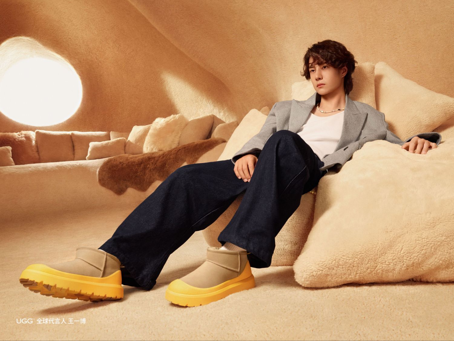 Recent activity shot of Wang Yibo