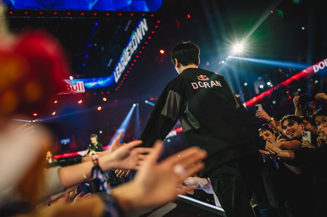 Behind-the-scenes cut of Doran