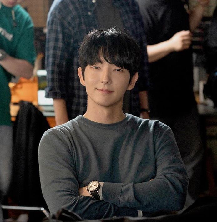 Latest photo of Lee Joongi
