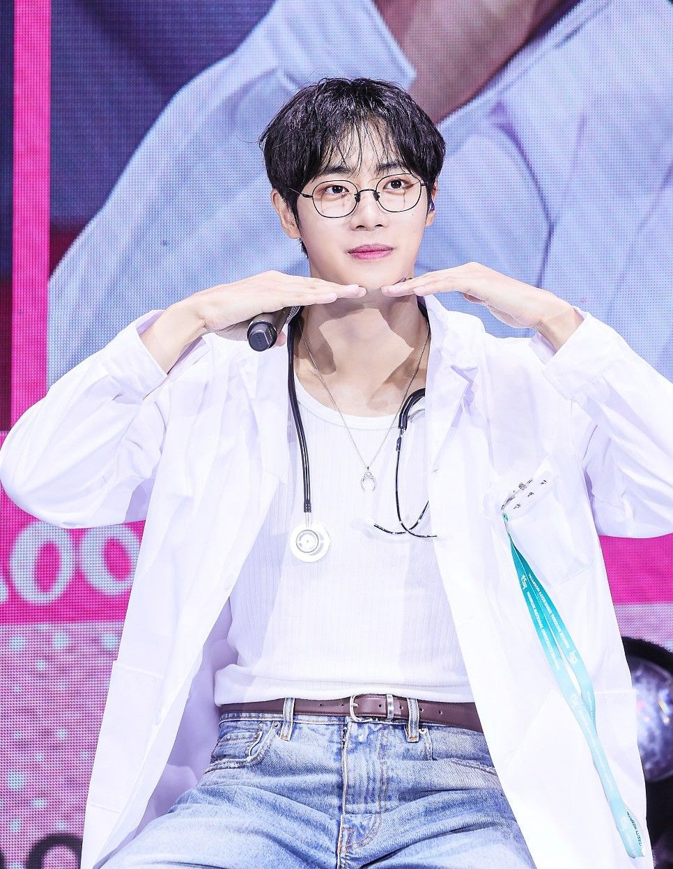 Latest photo of Choo Youngwoo