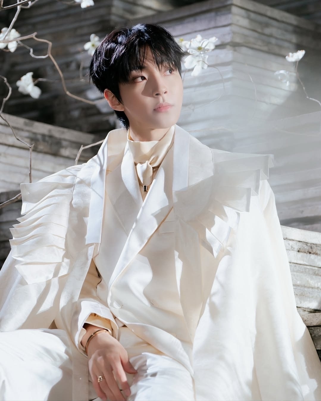 A moment captured by a fan of Hwang Inyoup