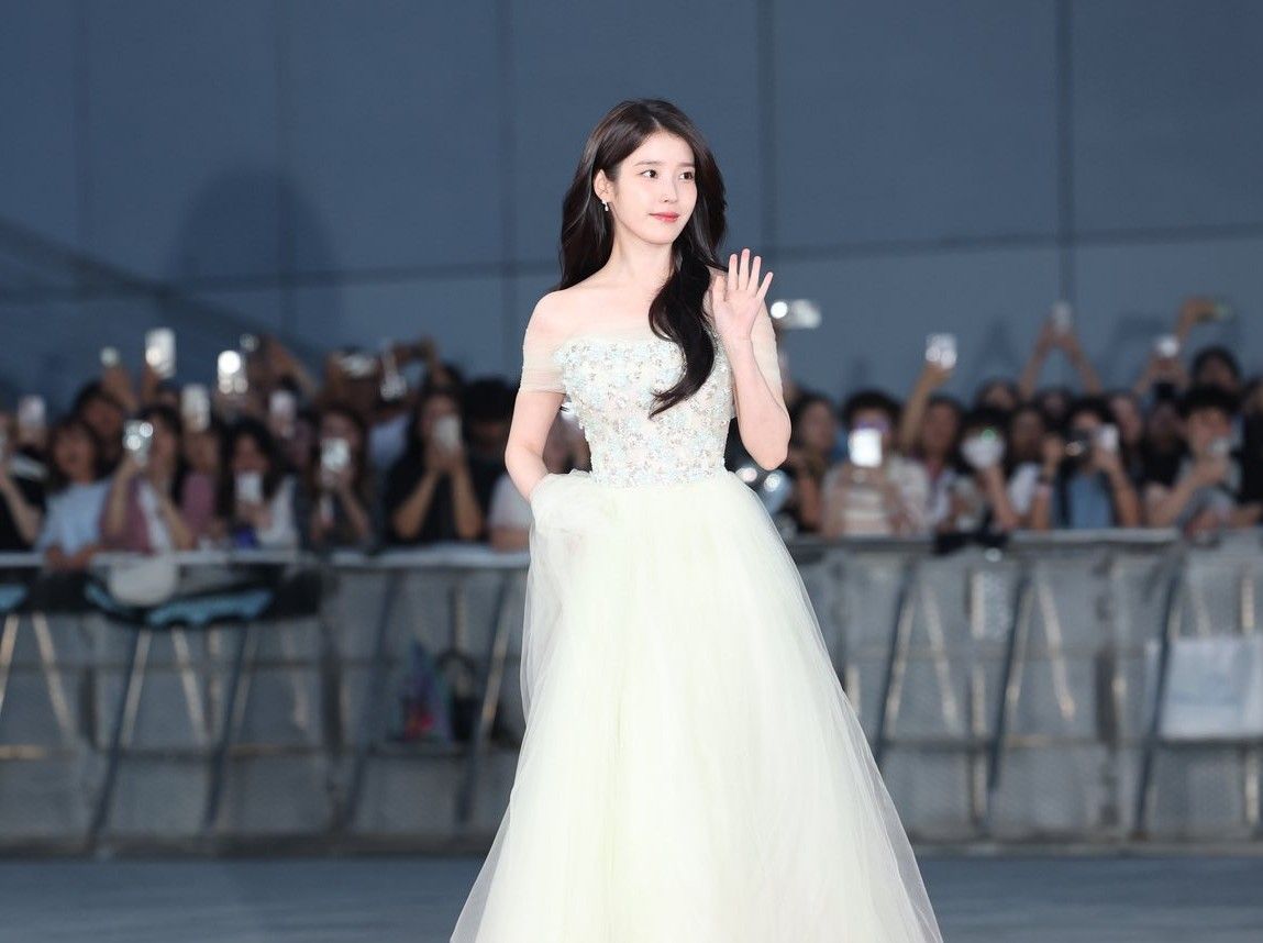 Recent activity shot of IU