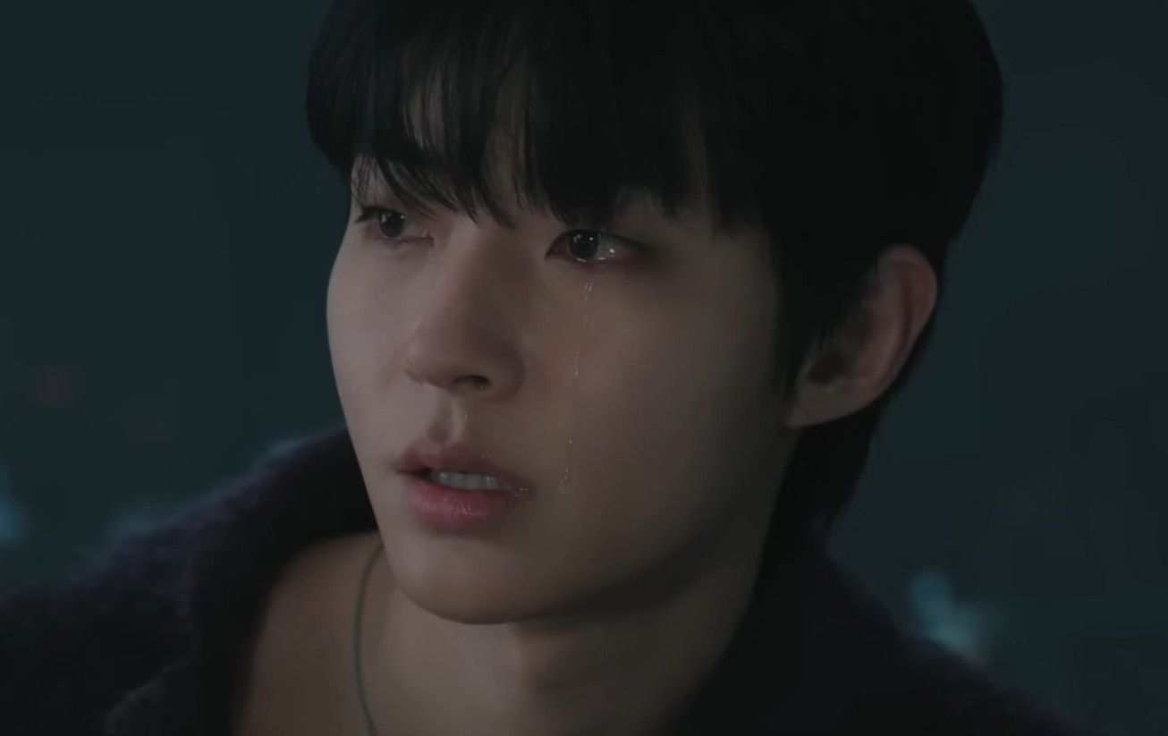 Momen yang diabadikan oleh penggemar Hwang Inyoup