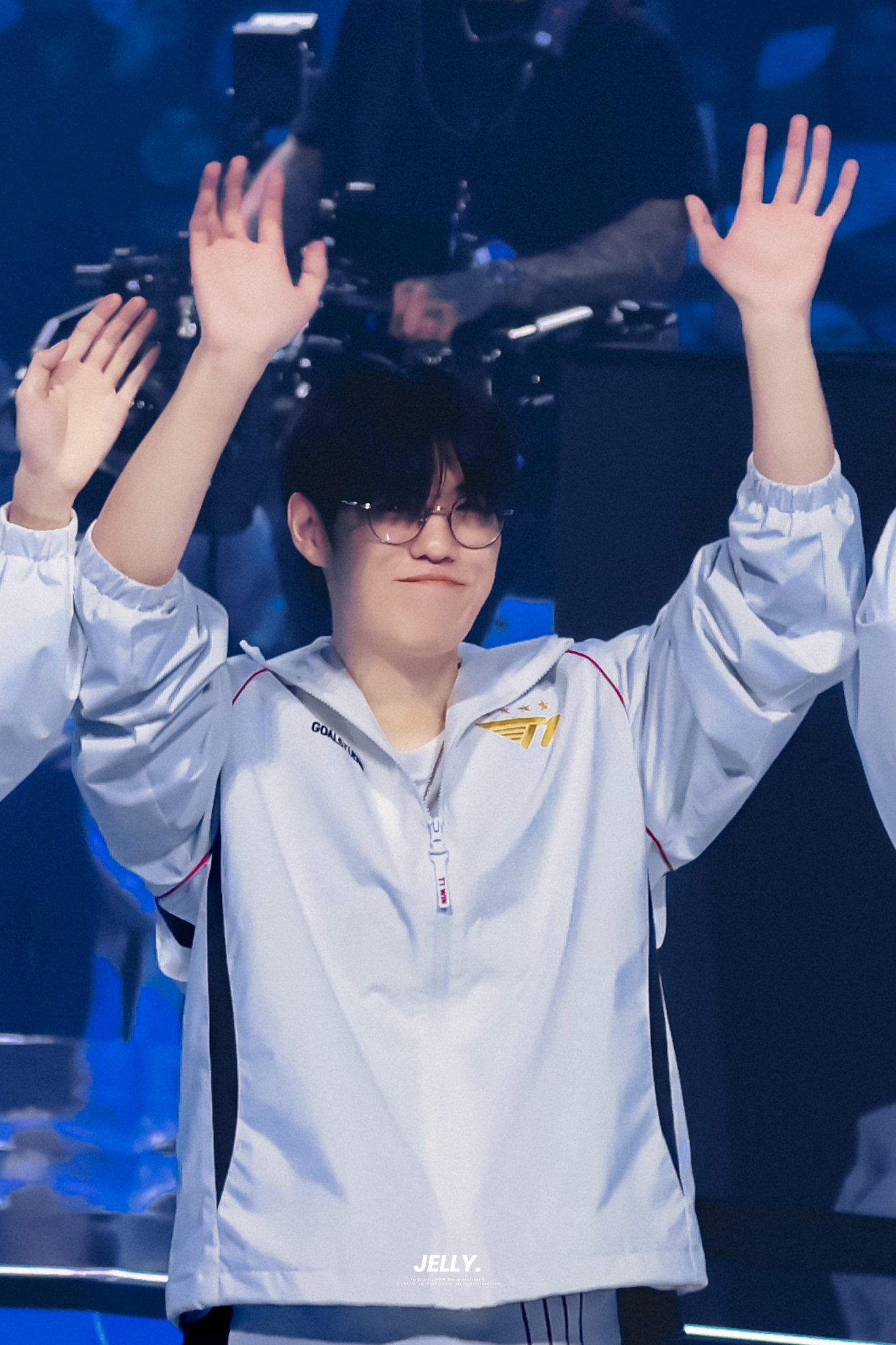 Behind-the-scenes cut of Oner