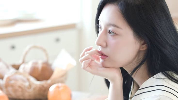 A moment captured by a fan of Kim Jiwon