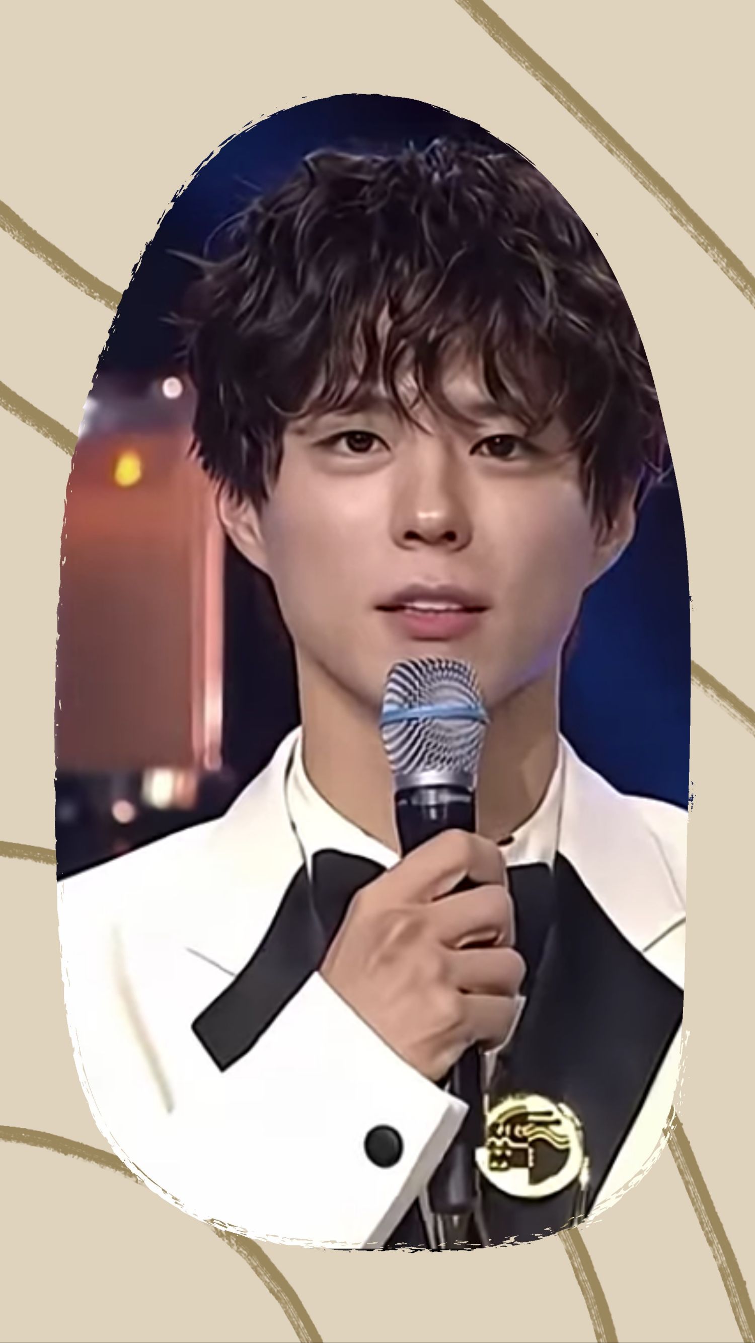 Recent activity shot of Park Bogum