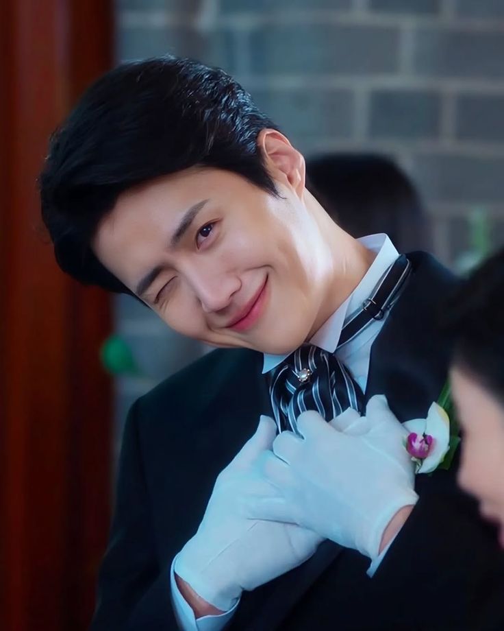 Latest photo of Kim Seonho