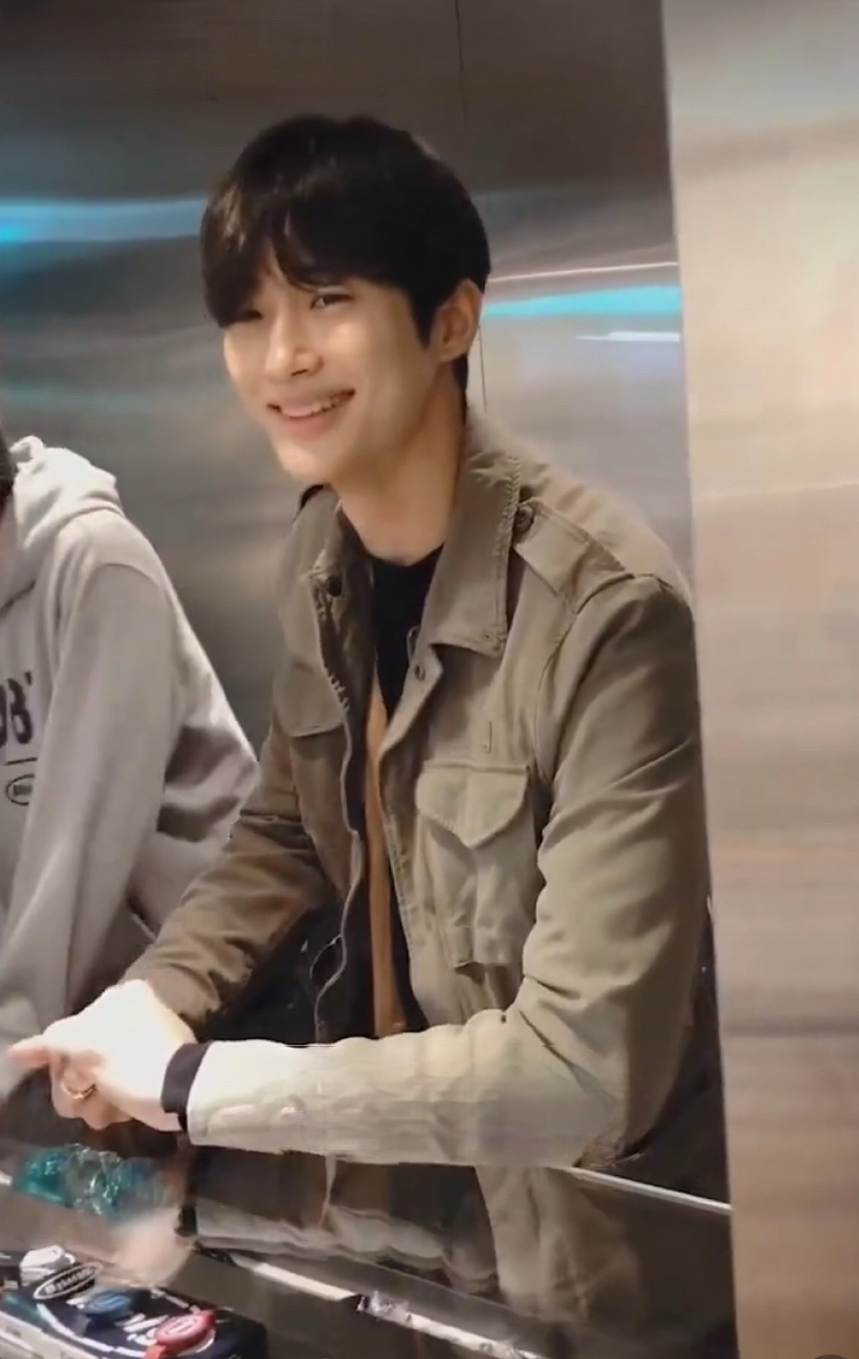 A moment captured by a fan of Byeon Wooseok