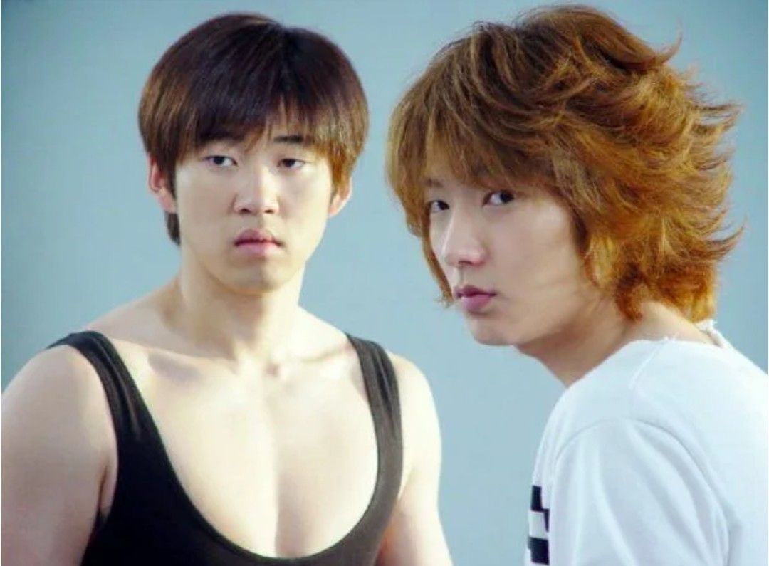 Recent activity shot of Lee Joongi