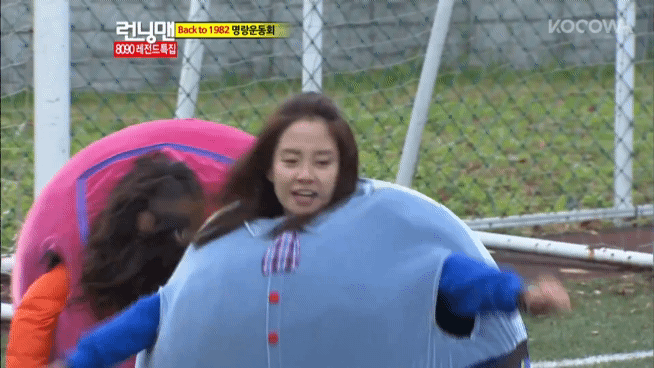 A moment captured by a fan of Song Jihyo