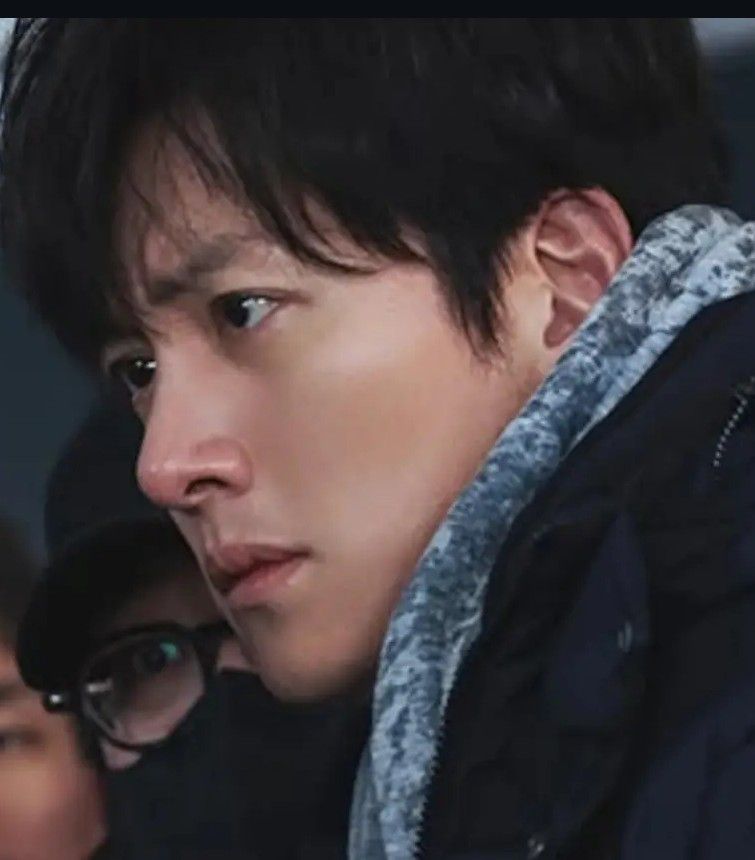 池昌旭的最新照片