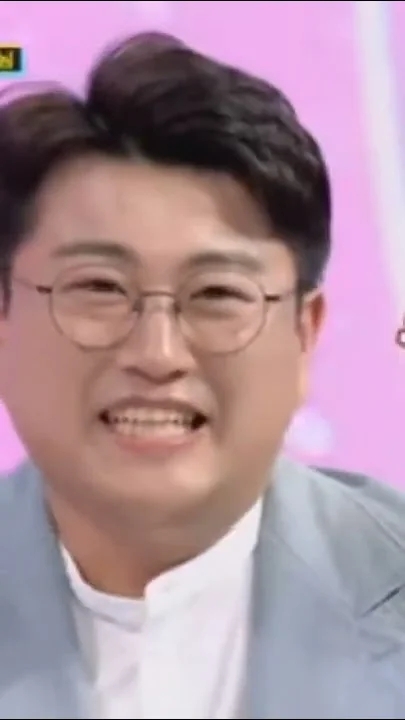 Cuplikan di balik layar dari Kim Hojoong
