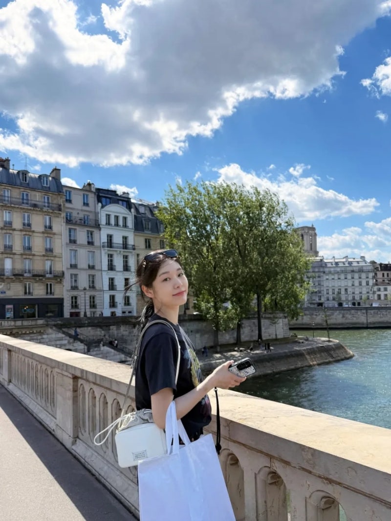 Latest photo of Kim Yuna