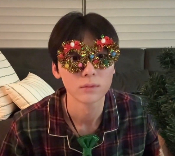 ファンが撮影したファン・ミンヒョンの瞬間