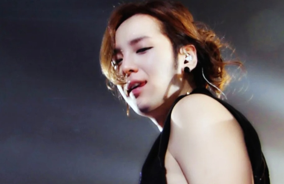 Behind-the-scenes cut of Jang Geunsuk