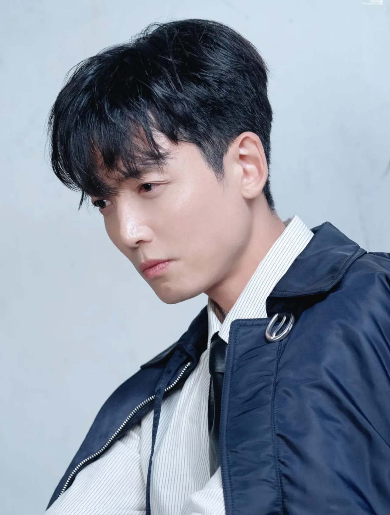 チョン・ギョンホのビハインドカット