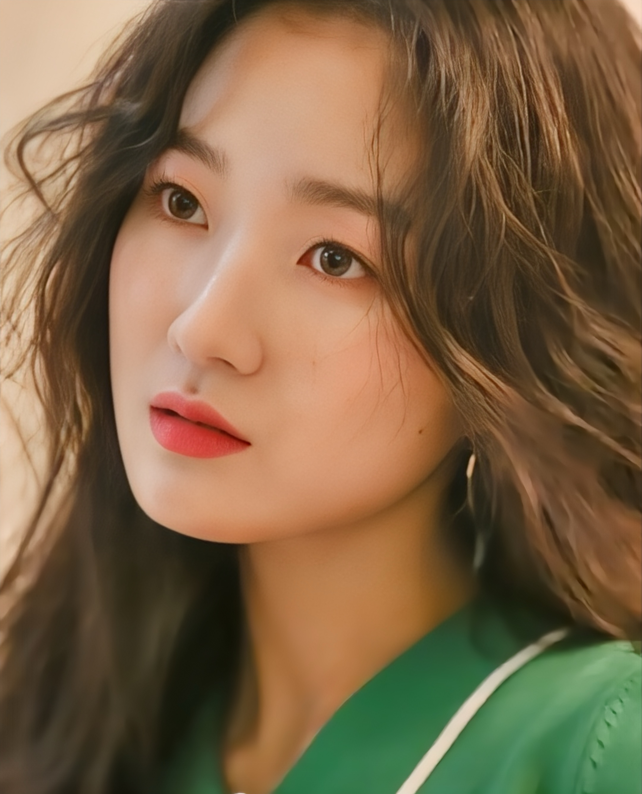 Recent activity shot of Kim Hyeyoon