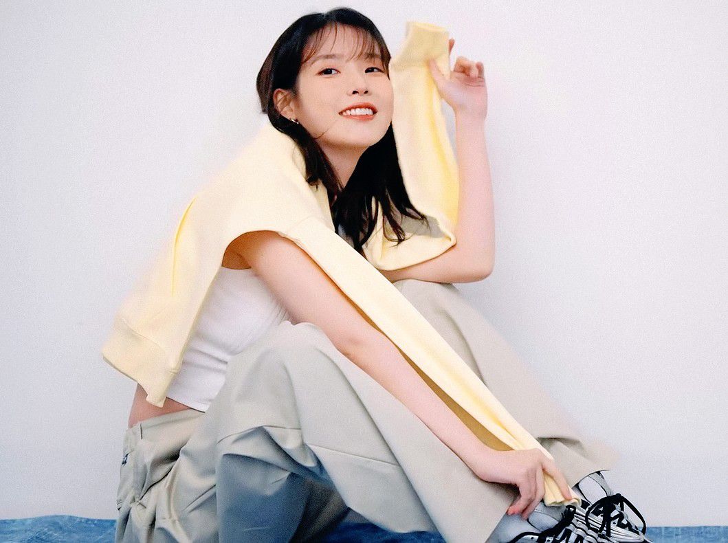 A moment captured by a fan of IU