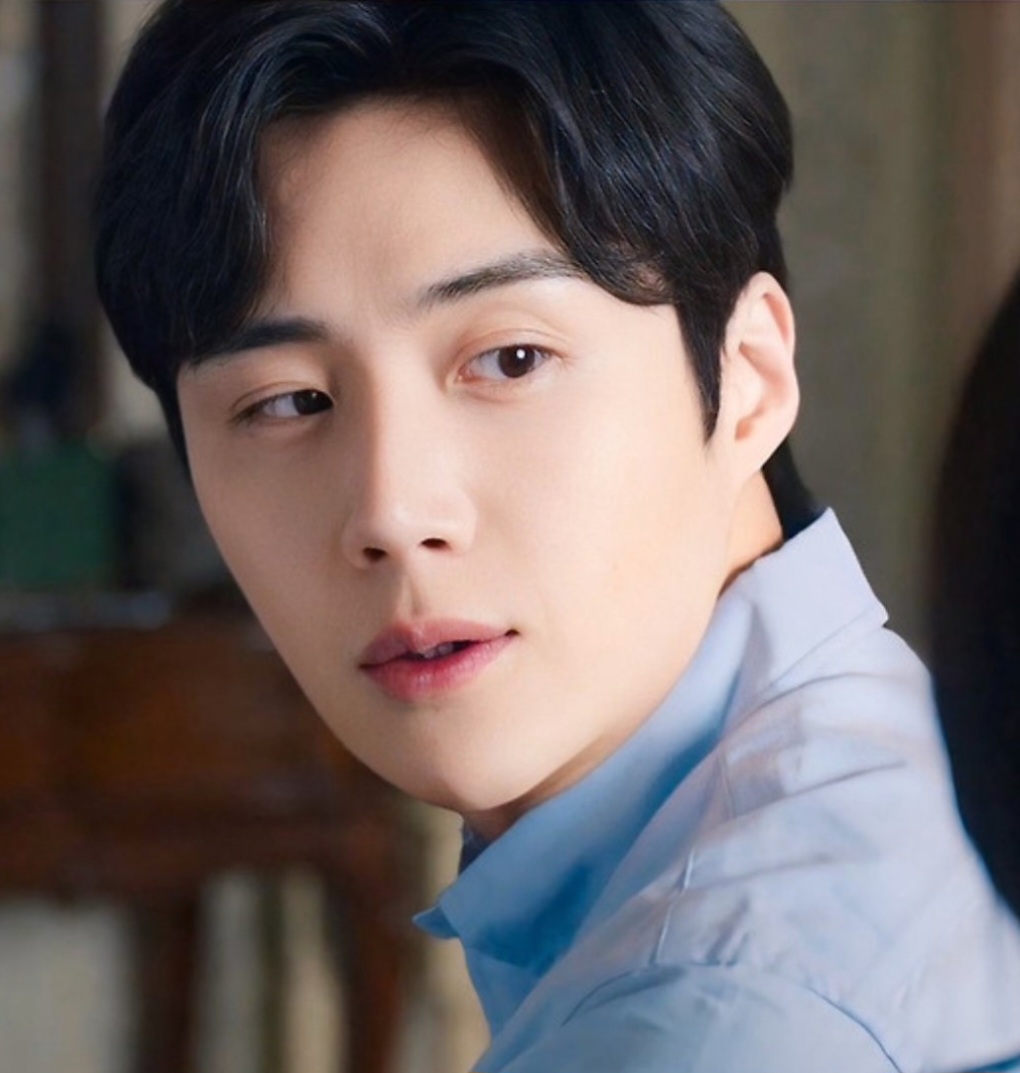 A moment captured by a fan of Kim Seonho