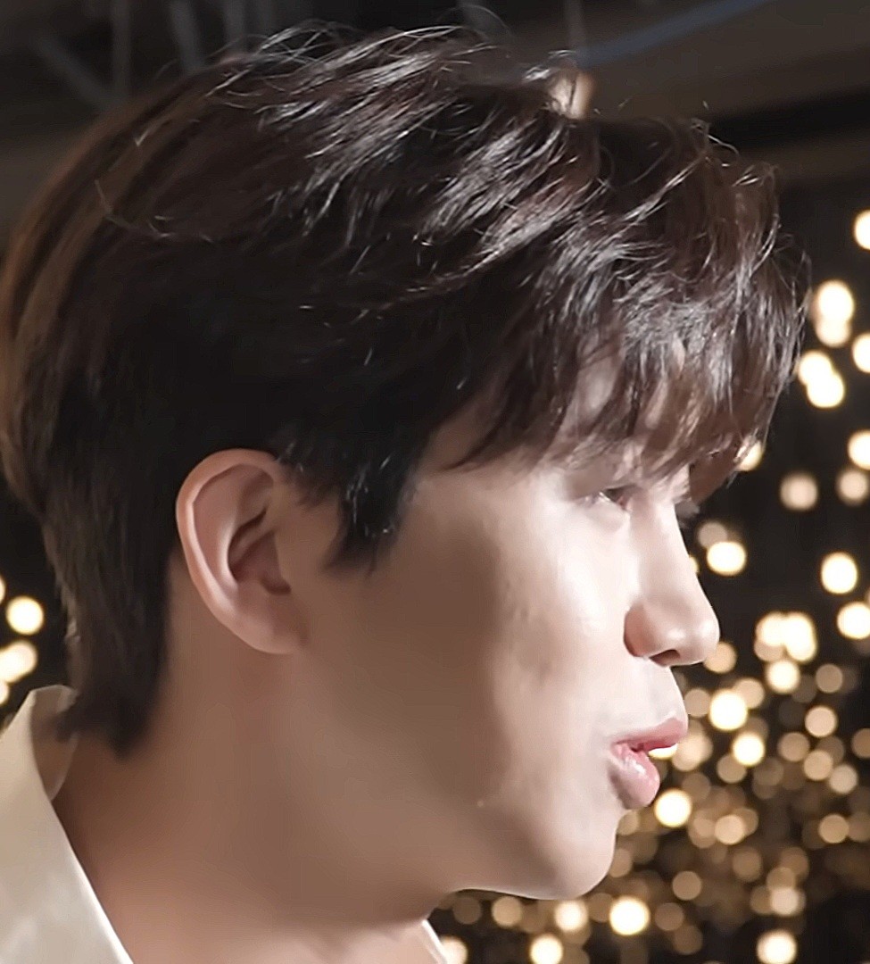 Cuplikan di balik layar dari Lim Youngwoong