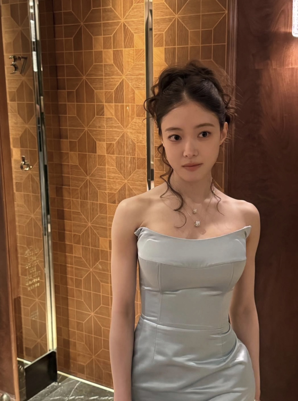 Recent activity shot of Lee Seyoung