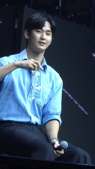 Behind-the-scenes cut of Kim Soohyun