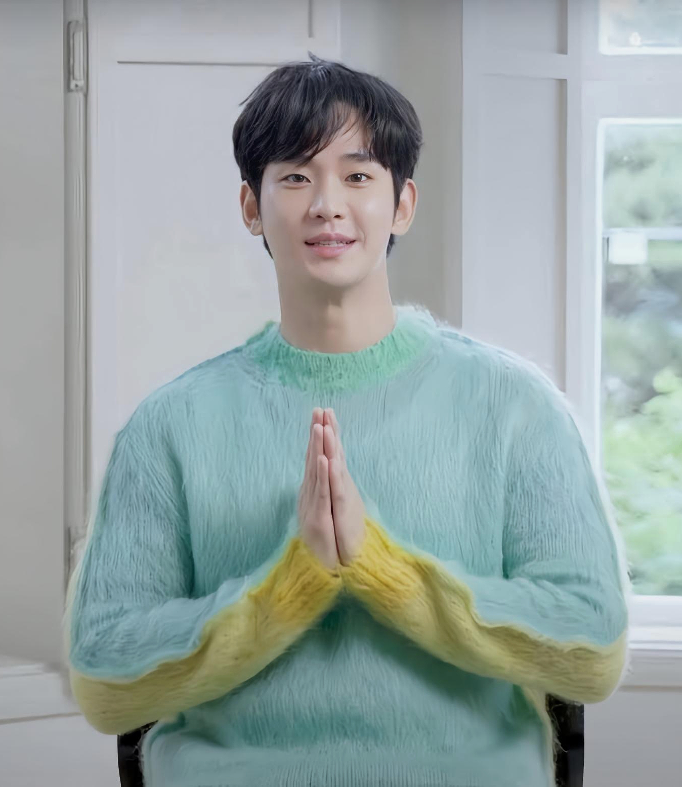 Behind-the-scenes cut of Kim Soohyun