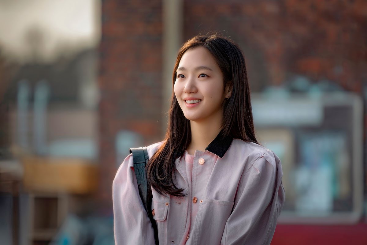 Behind-the-scenes cut of Kim Goeun