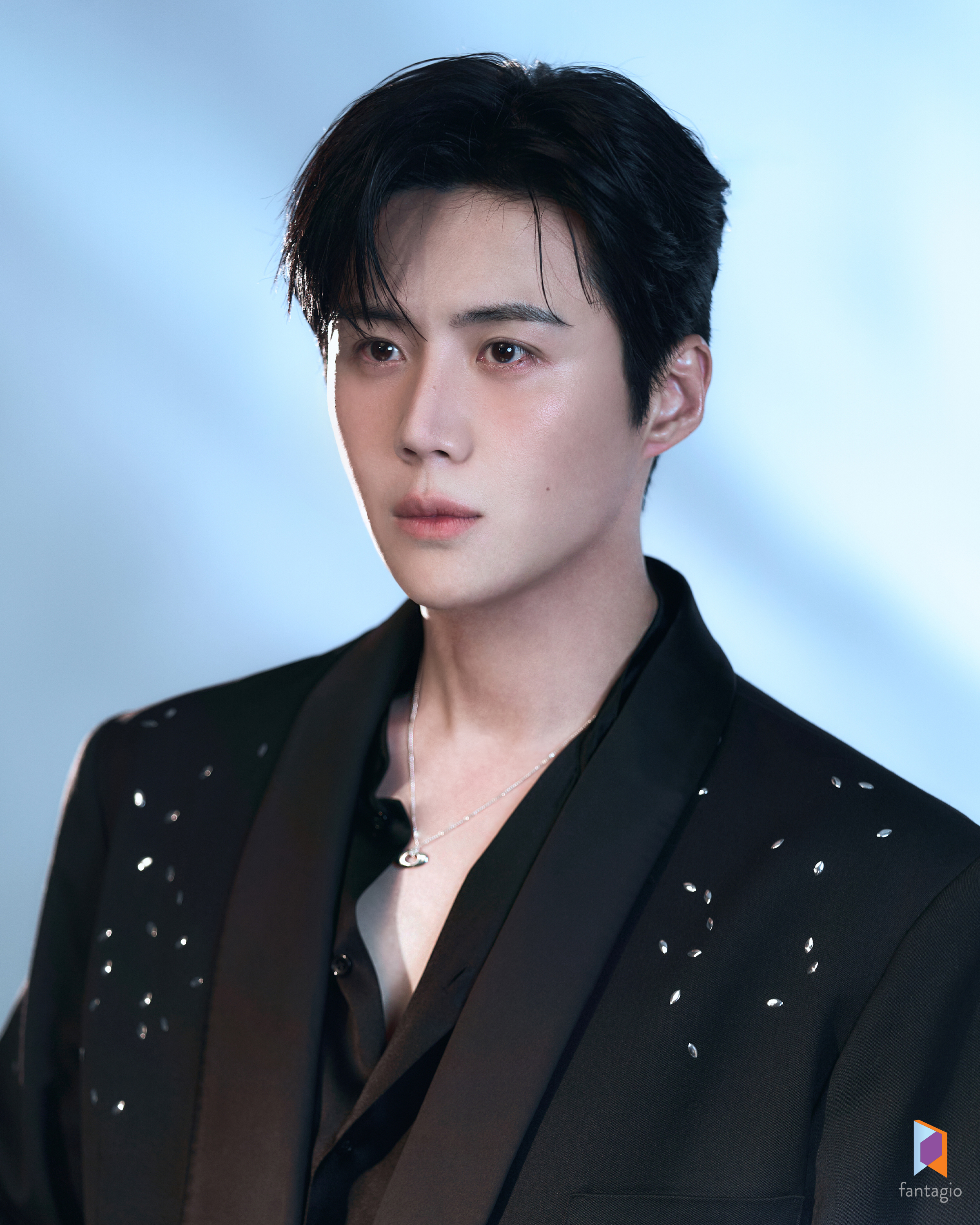 Behind-the-scenes cut of Kim Seonho