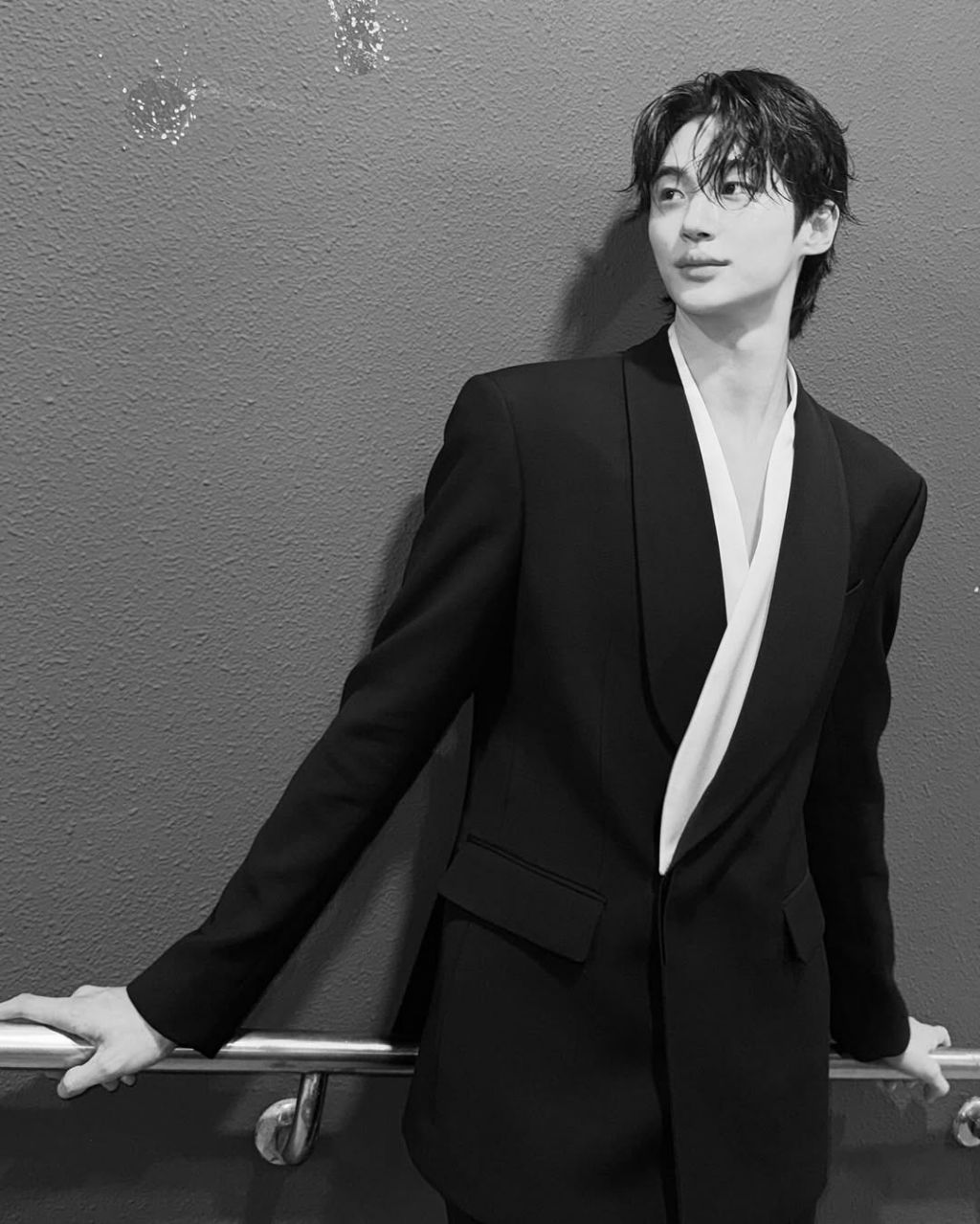 Latest photo of Byeon Wooseok