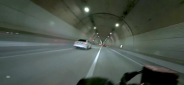 粉絲拍下的池昌旭瞬間