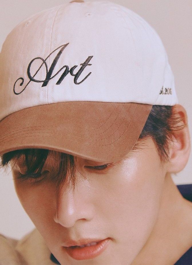 Behind-the-scenes cut of Ji Changwook