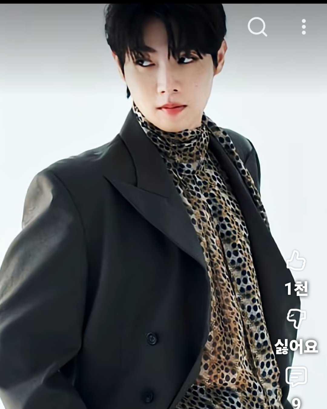 Behind-the-scenes cut of Son Taejin