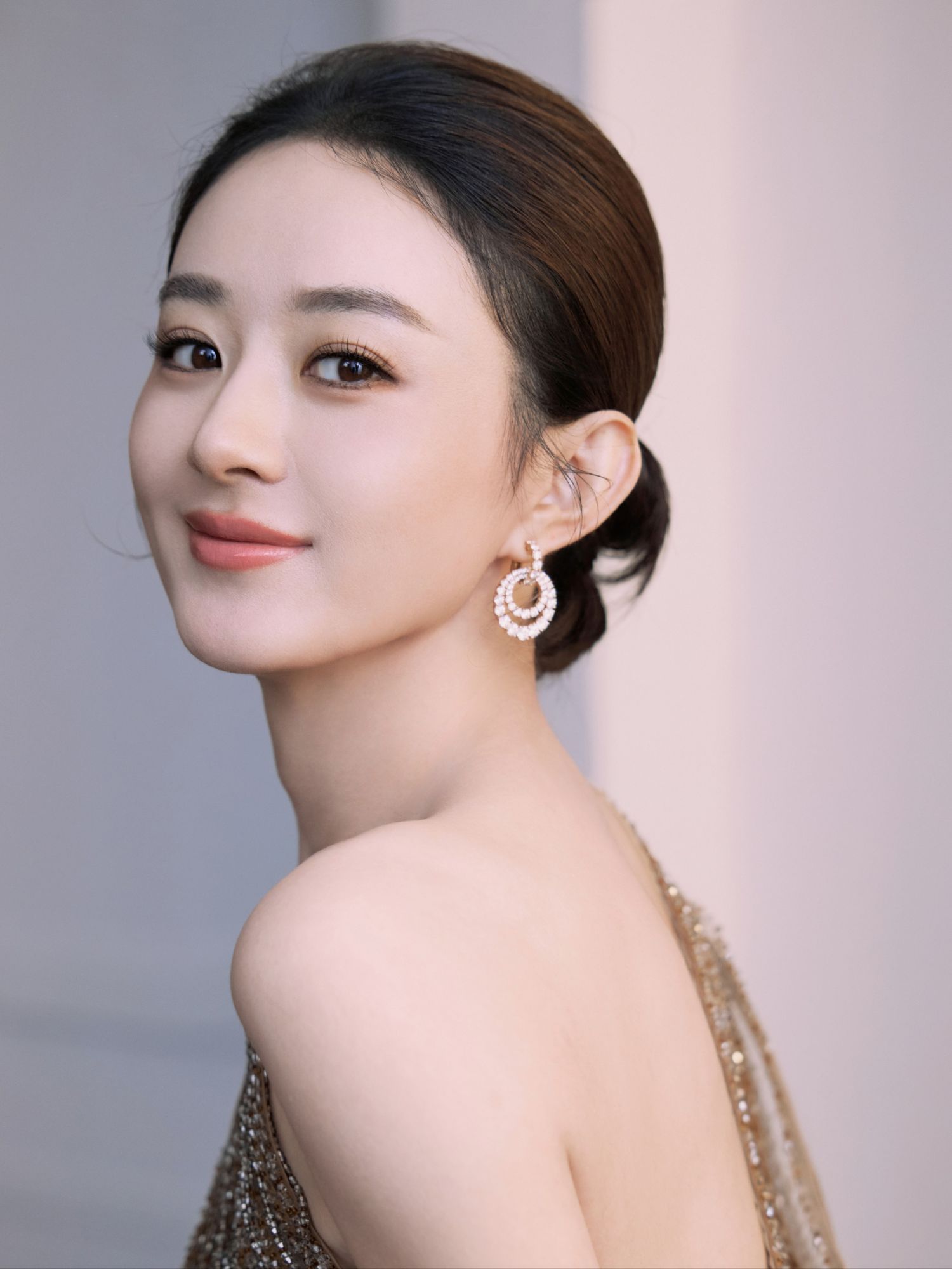 Behind-the-scenes cut of Zhao Liying