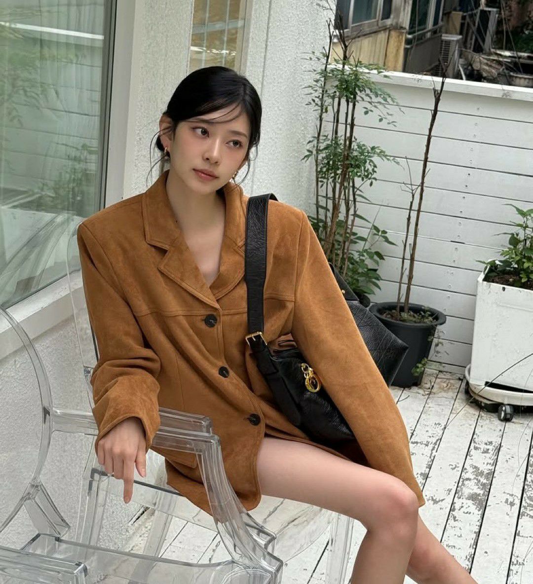 Behind-the-scenes cut of Kim Minju