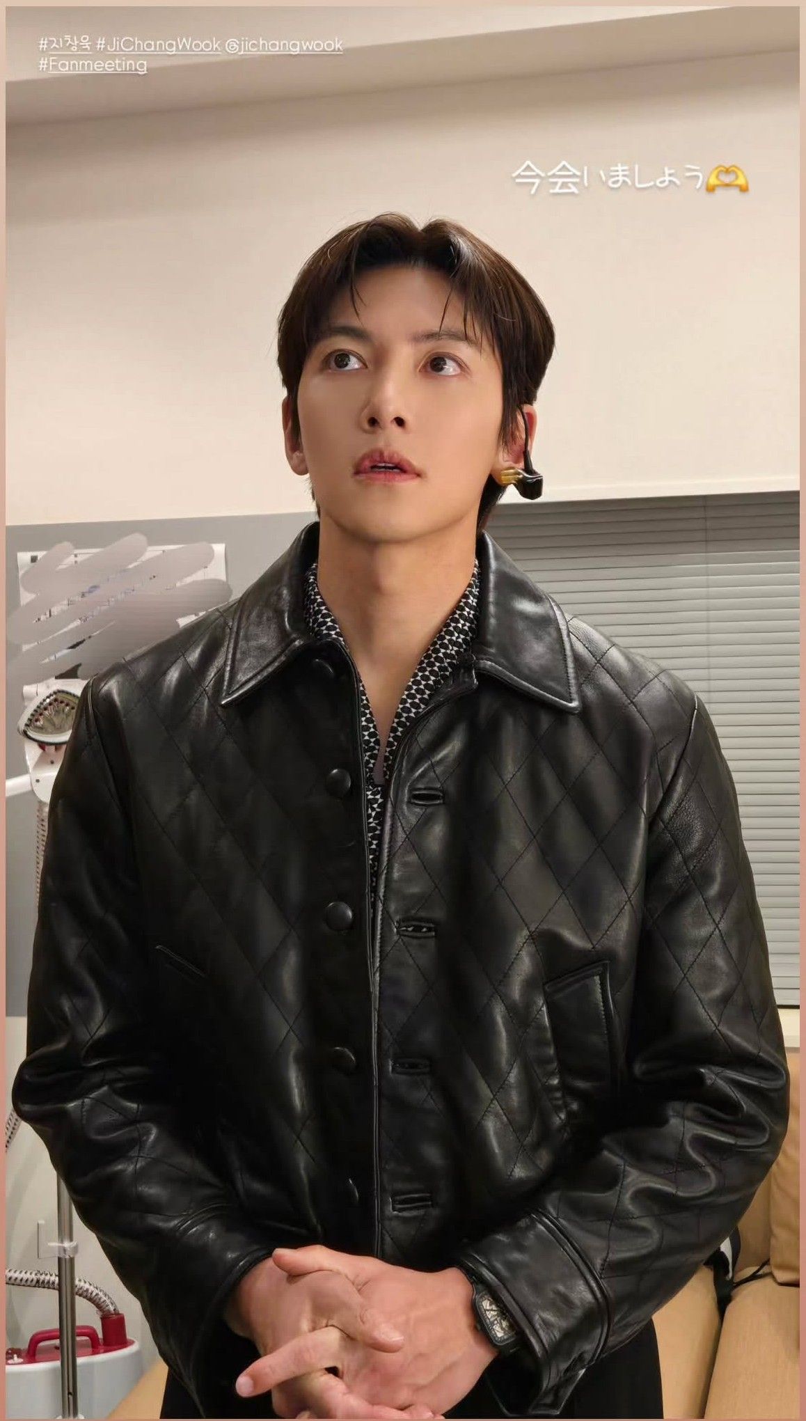 粉絲拍下的池昌旭瞬間