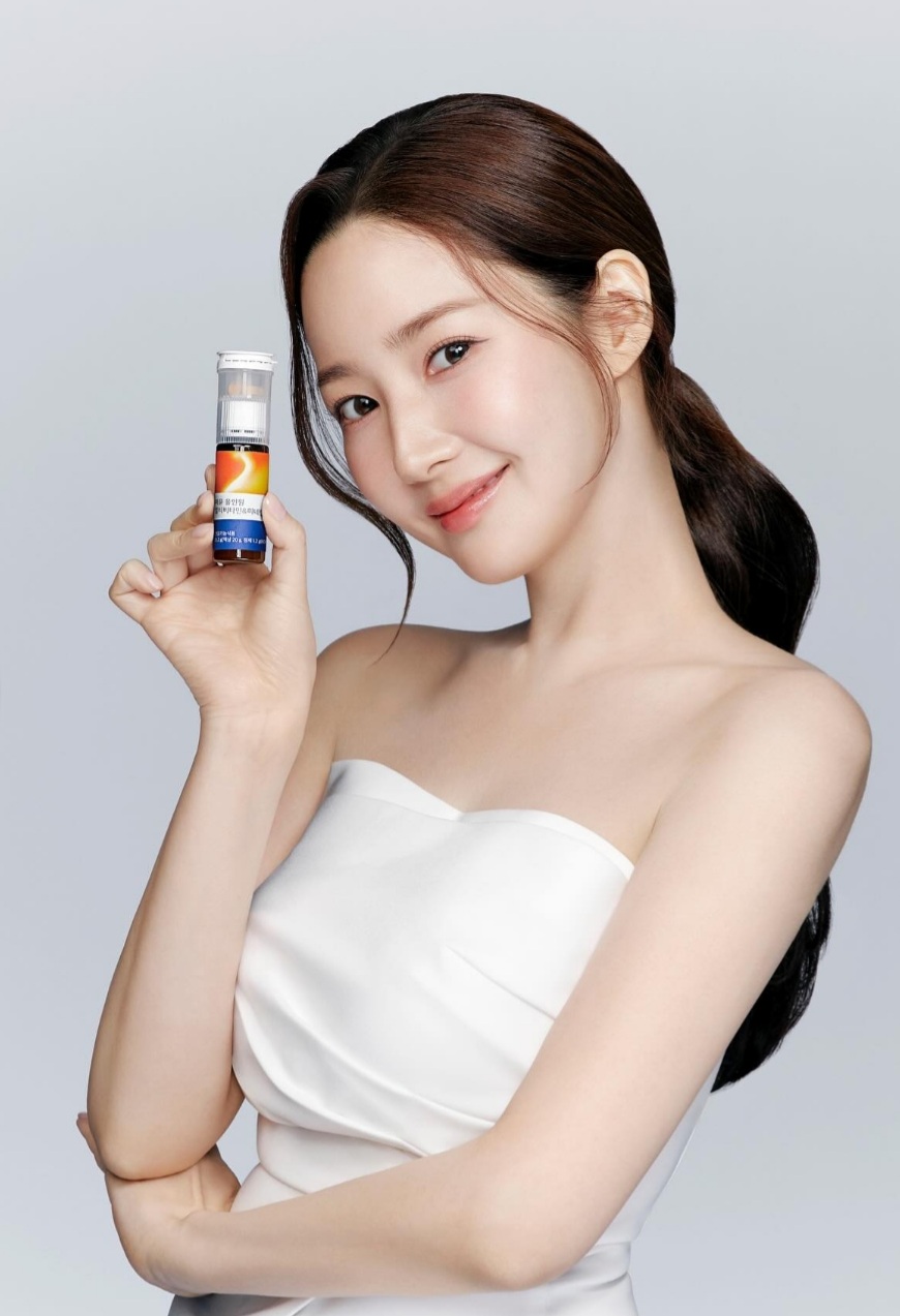 粉絲拍下的朴敏英瞬間