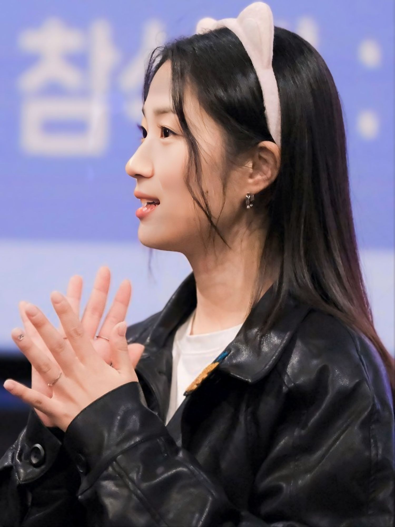 A moment captured by a fan of Kim Hyeyoon